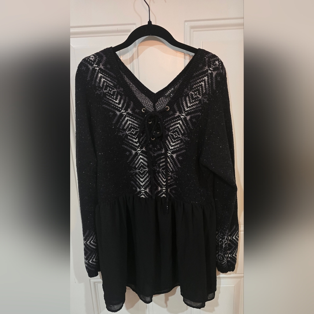 Torrid Babydoll Sweater Size 2